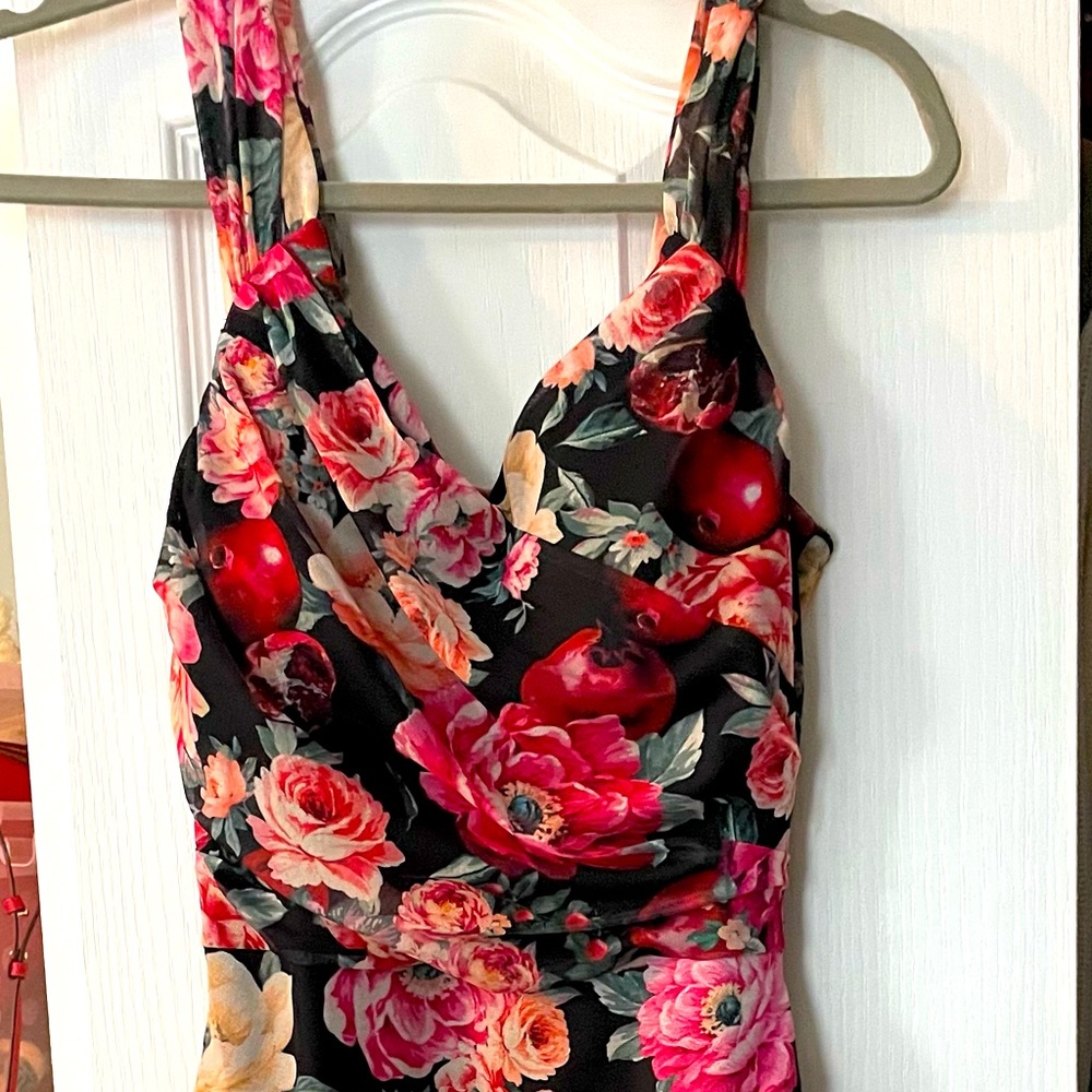 Express Stretchy midi-dress sz small
